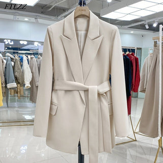 Damen Blazer mit Gürtel | Lang geschnitten & Strukturiert