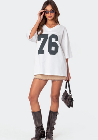 Jade | Damen Grafik Lockeres T-Shirt | V-Ausschnitt