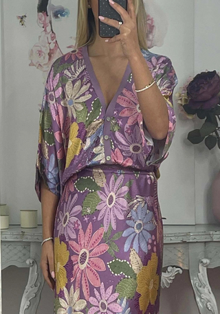 Elvire | Damen Satin Sommerbluse mit Blumenprint | Weit geschnitten