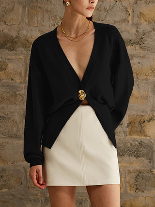 Damen Cardigan mit tiefem V-Ausschnitt | Knopfdetail