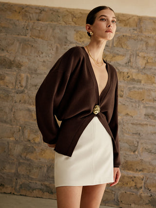 Damen Cardigan mit tiefem V-Ausschnitt | Knopfdetail