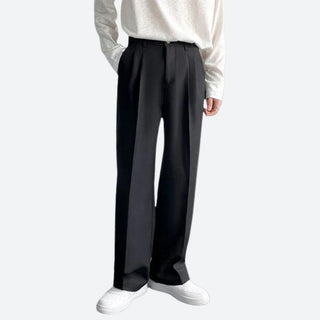 Herren-Hose mit weitem Bein | Mit Falten